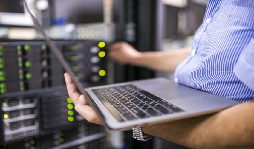 How Right Choice of Servers Can Help Big Time to Small Businesses
